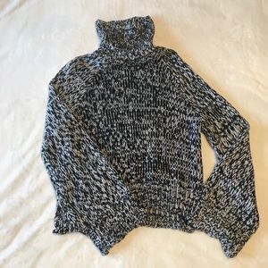 Black & White H&M sweater